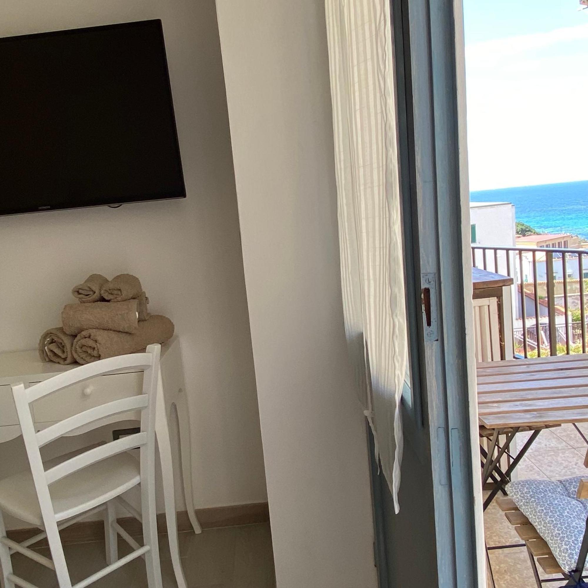 Lovely Apartment - Gocciadimare - Alghero Buitenkant foto